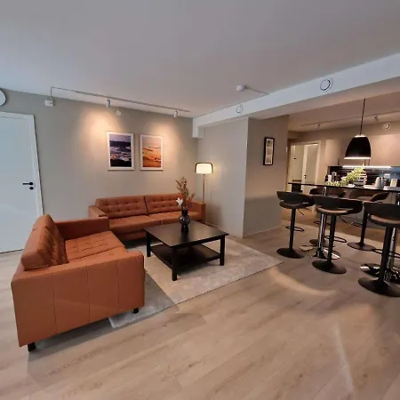 Appartement Stylish 3-bedroom With Modern Amenities Near Center Stavanger
